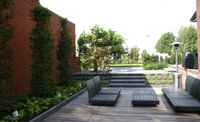 8-landscaped-patio